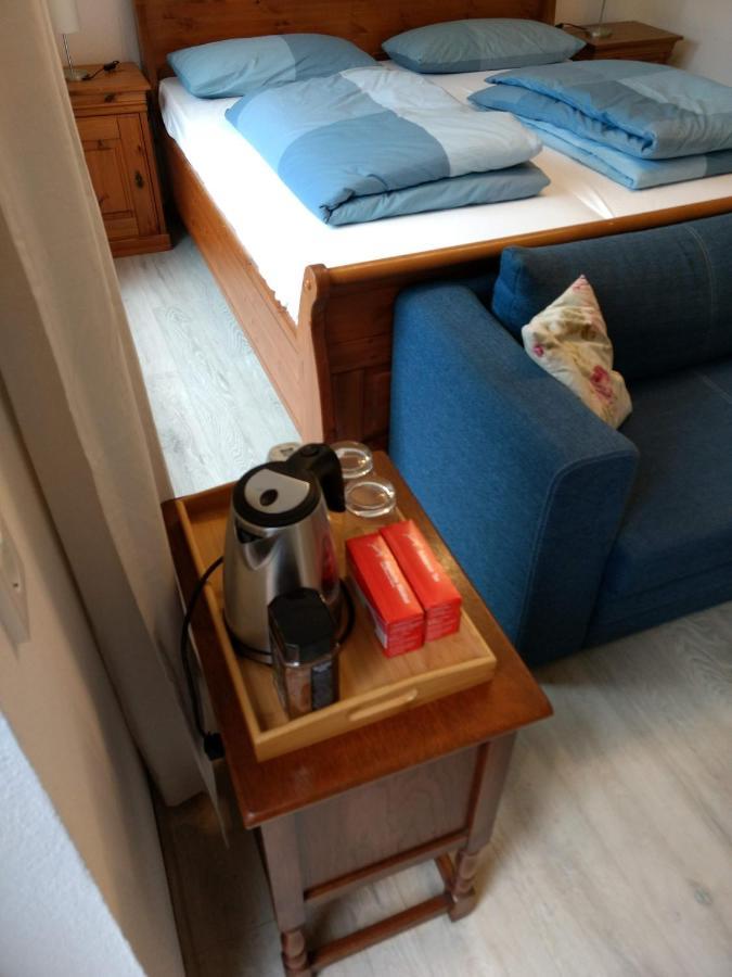 Ruhige, Gemuetliche 1-Zimmer Gartenwohnung Fuer 2 Erwachsene Lubeck Luaran gambar